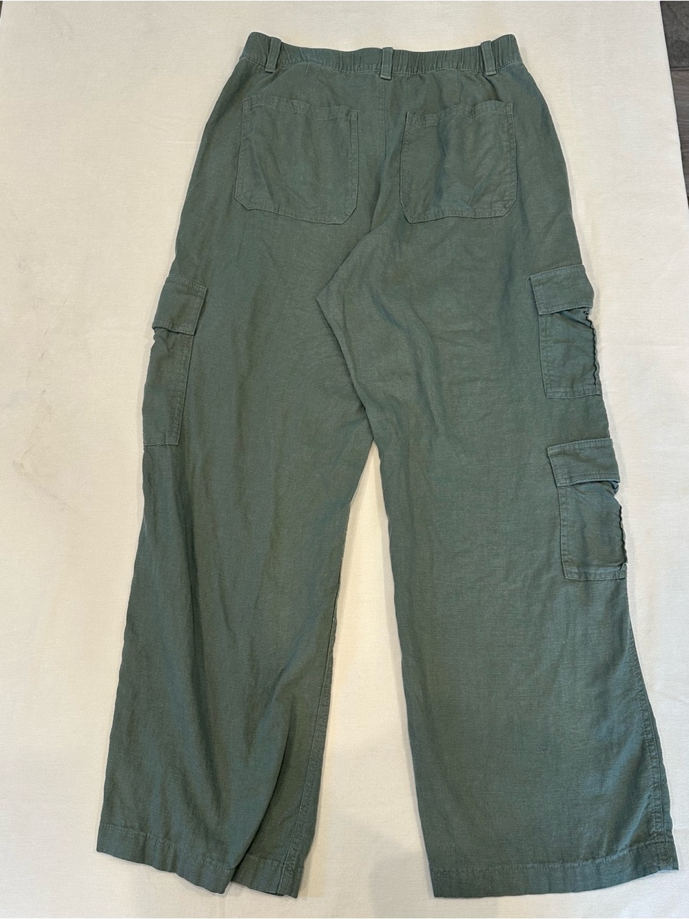 Hollister Olive Cargo Trousers with Utility Pockets